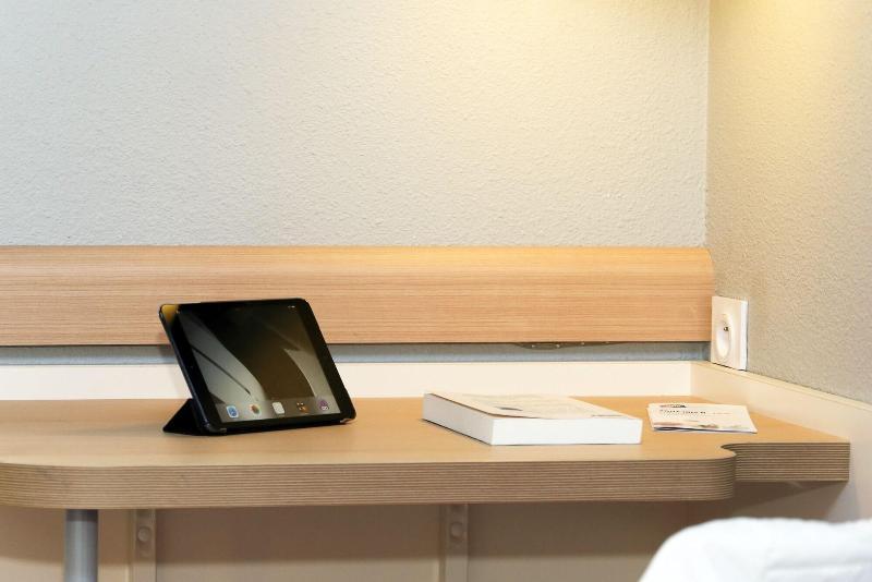 Ibis Budget Dole-Choisey Esterno foto